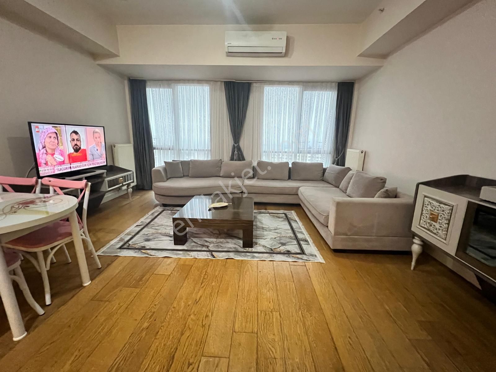 Kiptaş Venezia Mega Kiralık Full Eşyalı Avm Mnzr. 1+1 Daire - Görsel 3