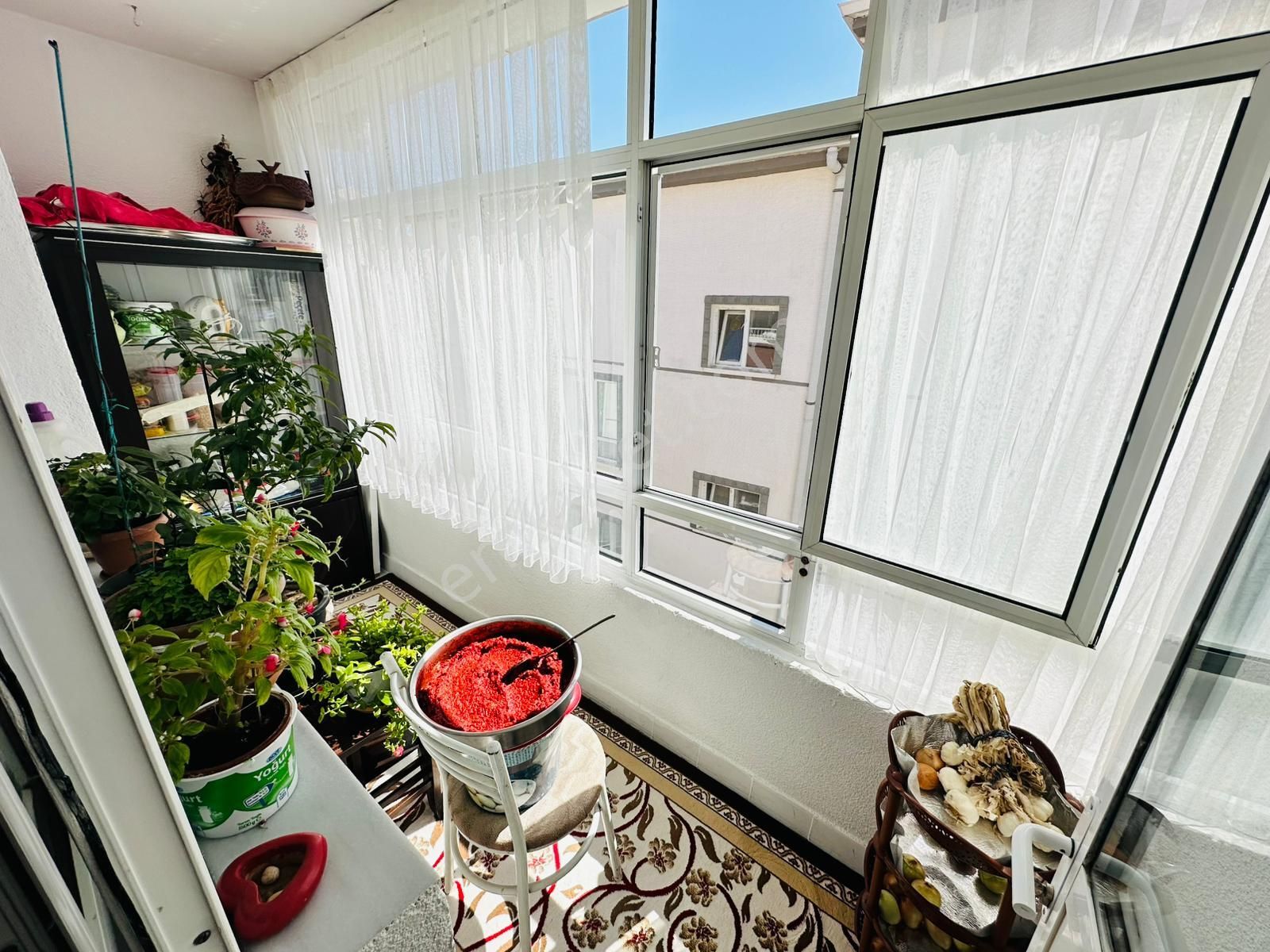 Kalecik Emlak'tan 3.kat'da Masrafsız Çift Balkonlu 3+1 Daire - Görsel 24