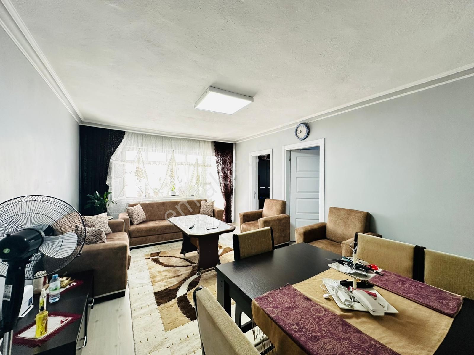 Kalecik Emlak'tan 3.kat'da Masrafsız Çift Balkonlu 3+1 Daire - Görsel 9