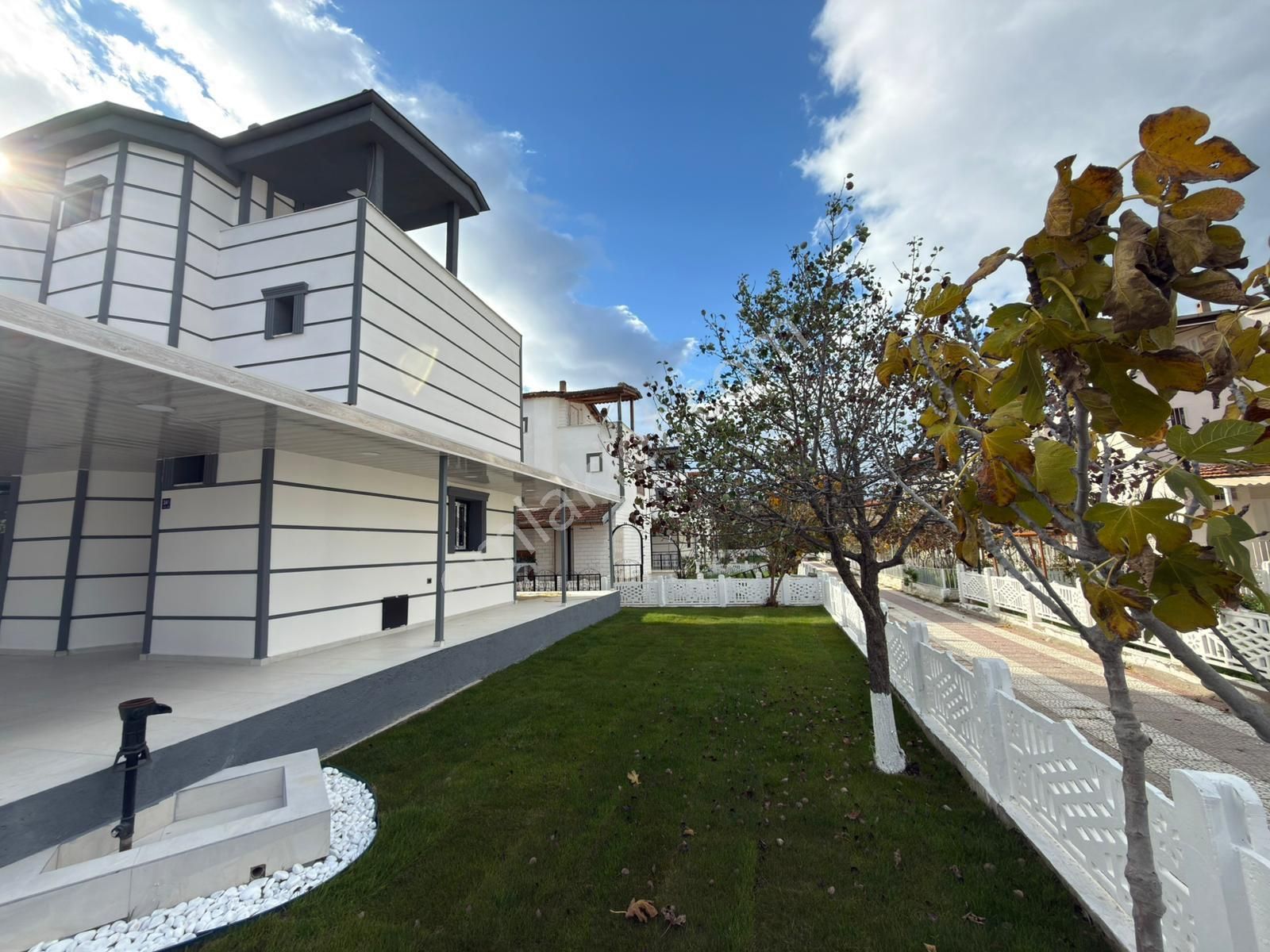 Kuşadası Güzelçamlı’da Lüks Yaşam - Görsel 3