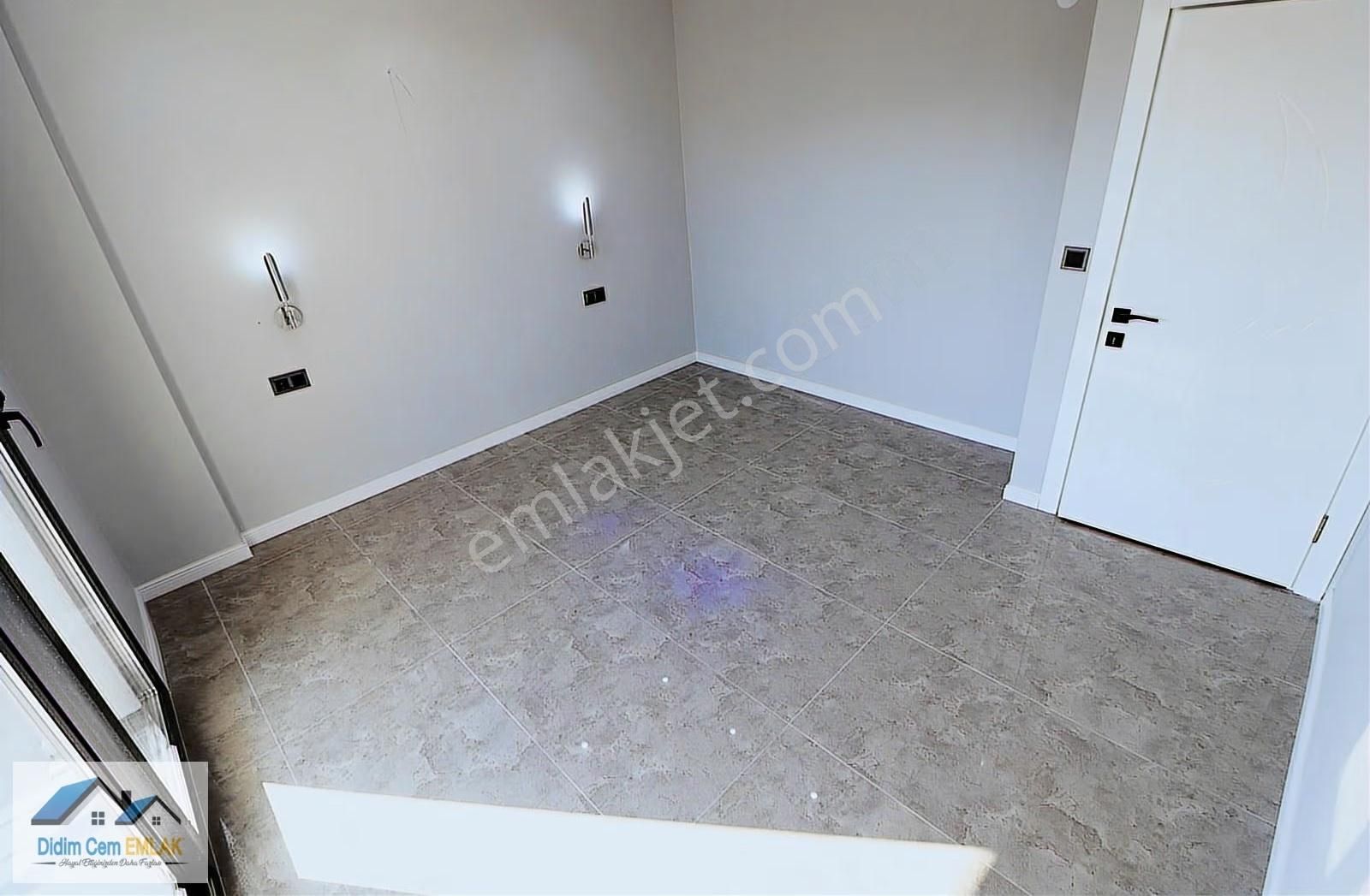 5+1 Ayrı Mutfak Satılık Bahçeli Müstakil Villa - Görsel 11