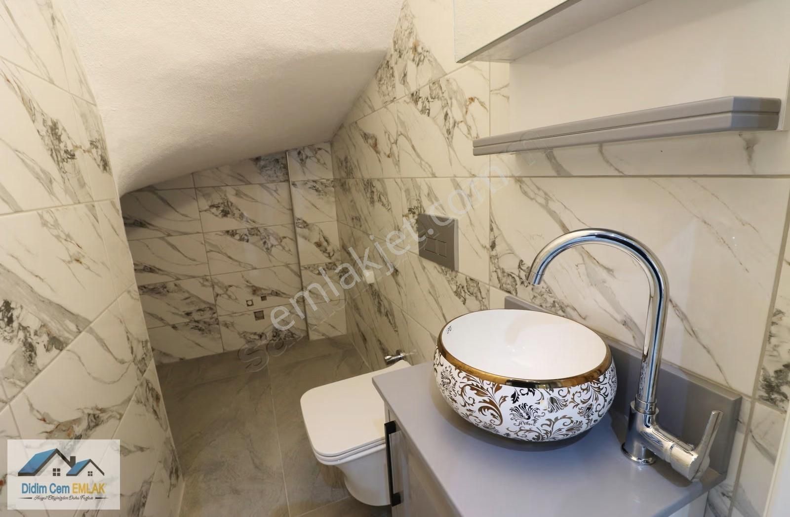 5+1 Ayrı Mutfak Satılık Bahçeli Müstakil Villa - Görsel 9