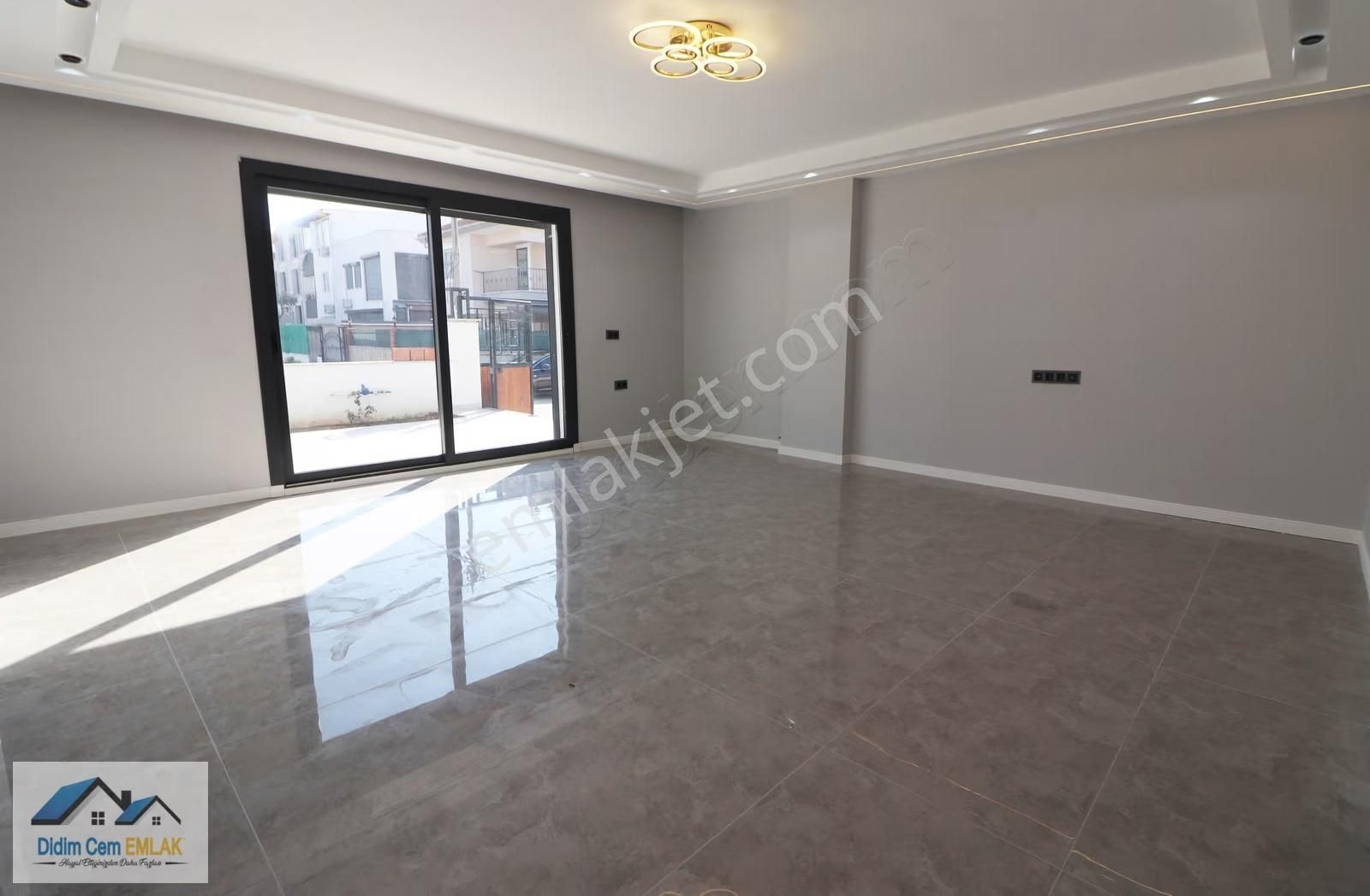 5+1 Ayrı Mutfak Satılık Bahçeli Müstakil Villa - Görsel 10