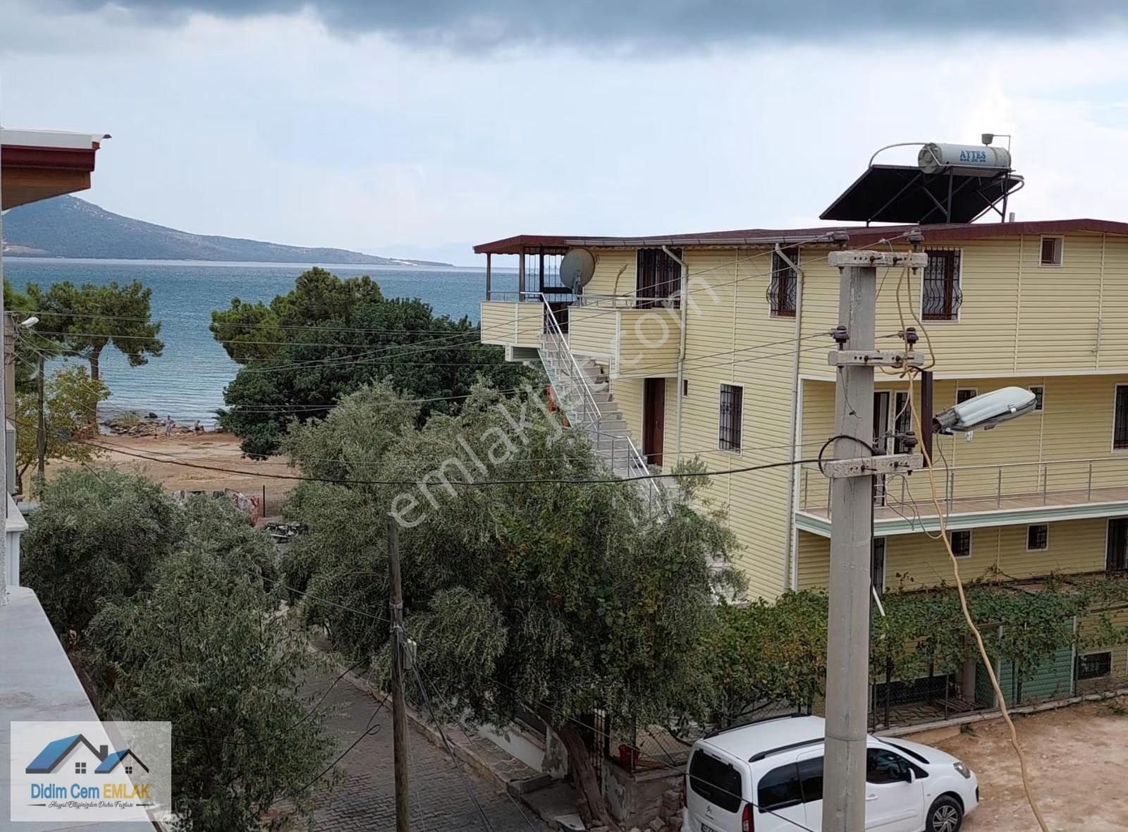 Denize 100 Metre Müstakil Girişli Satılık 3+1 Triplex Villa - Görsel 9