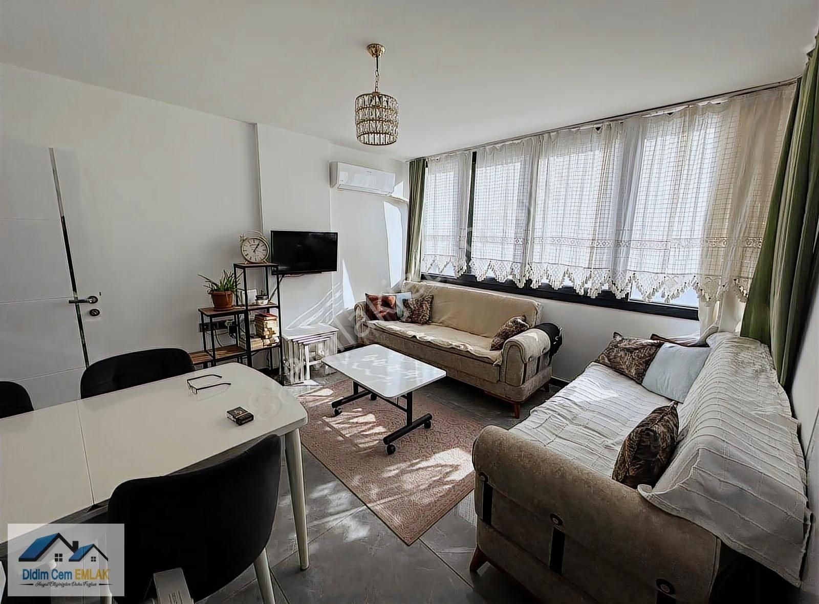 Havuzlu Sitede Y. Giriş Ara Kat Satılık 2+1 Daire - Görsel 3