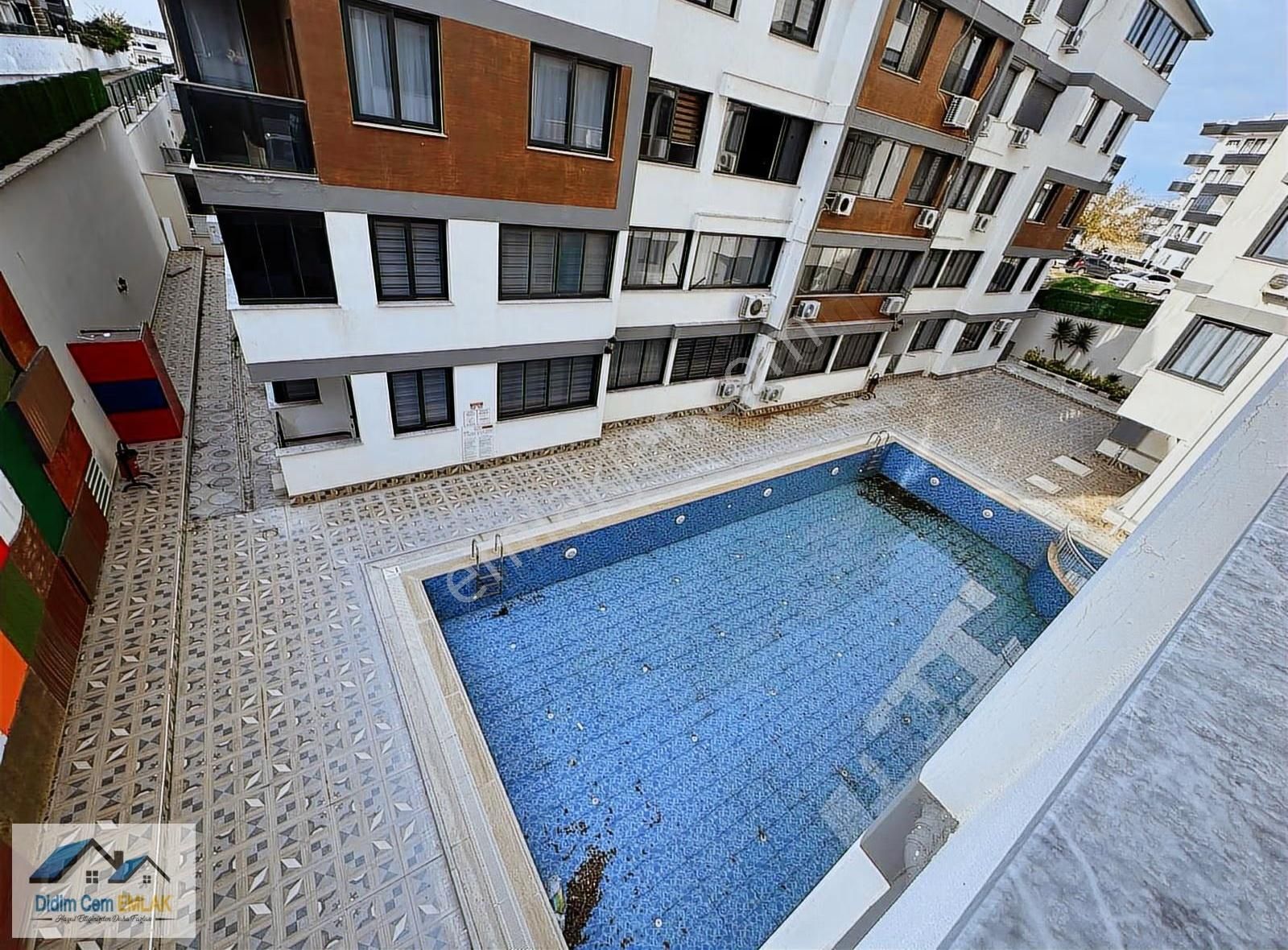 Havuzlu Sitede Y. Giriş Ara Kat Satılık 2+1 Daire - Görsel 7