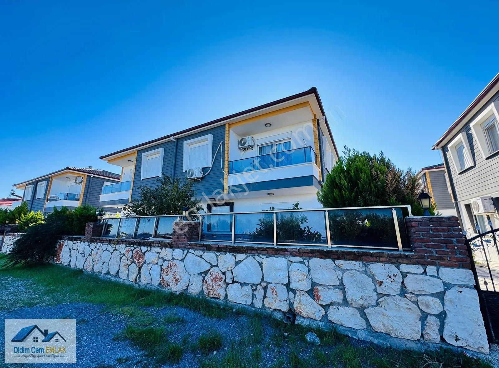 Havuzlu Lüks Ve Elit Sitede Müstakil Bahçeli 3+1 Dubleks Villa! - Görsel 20