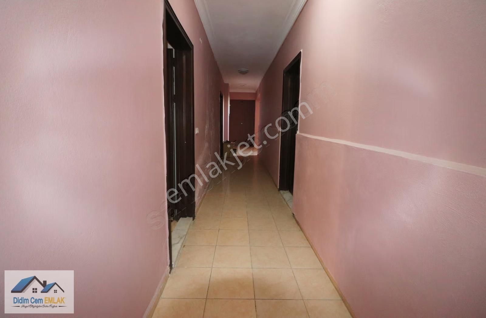 Kot Ta Depo Tapulu Satılık 1+1 Daire - Görsel 5