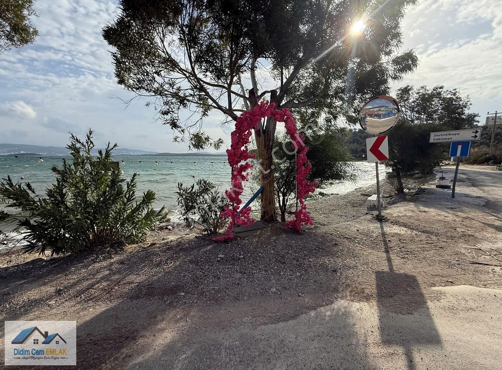 Full Deniz Manzaralı İmarlı Satılık 340 M2 Arsa- Araç Takası Var - Görsel 5