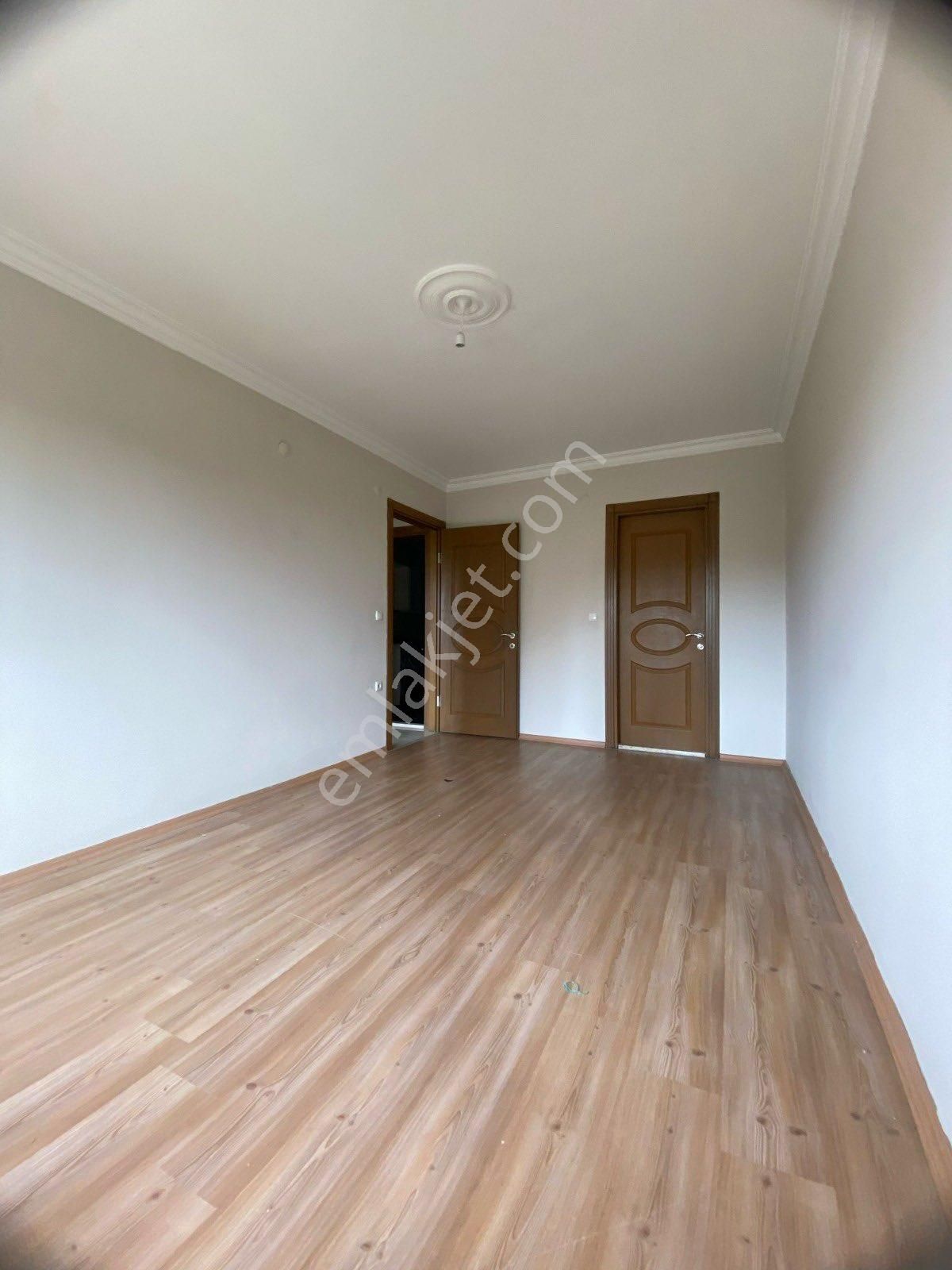 Çiğli'de 3+1 Doğalgazlı Kapalı Otoparklı Ferah Lüx Daire - Görsel 2