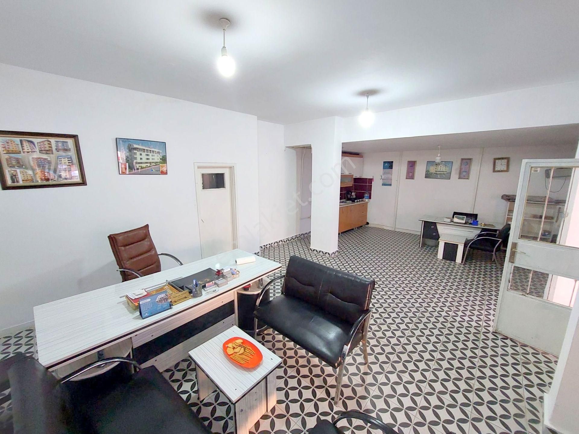 Gültepe'de, Yeni Hastane Arkasında 75 M2 + 65 M2 Dükkan! - Görsel 5