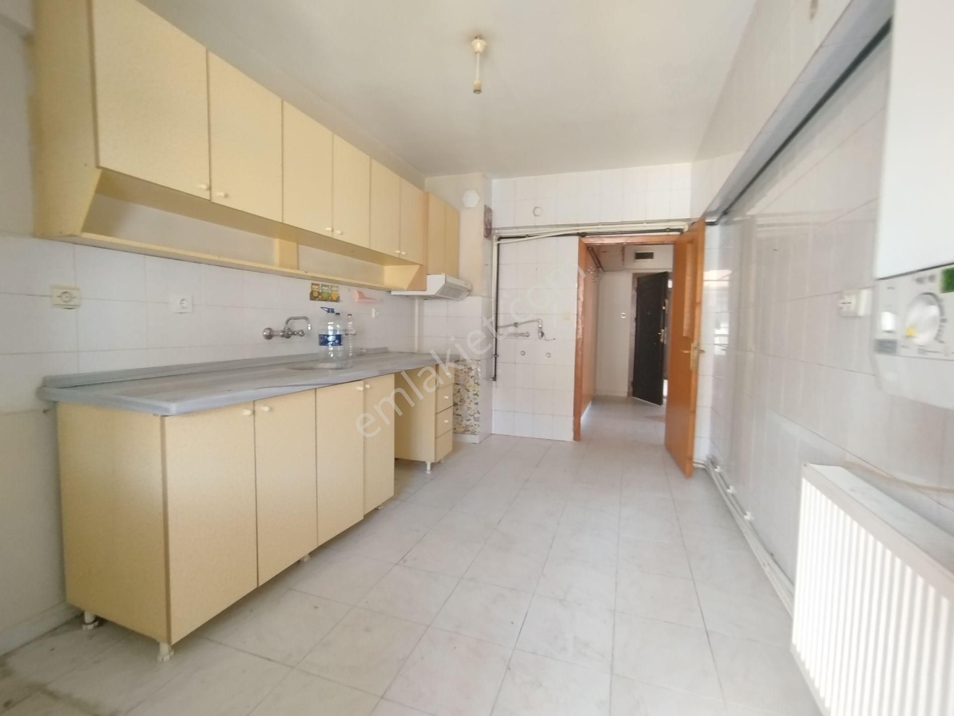 Pursaklar Kalecik Emlak'tan Hicret Camii Yakını Klasik 3+1 Daire - Görsel 5