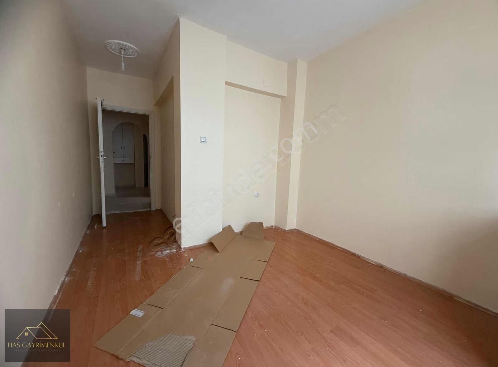 Pursaklar Merkezde Cadde Üzerinde 1.kat 3+1 Kiralık Daire - Görsel 7