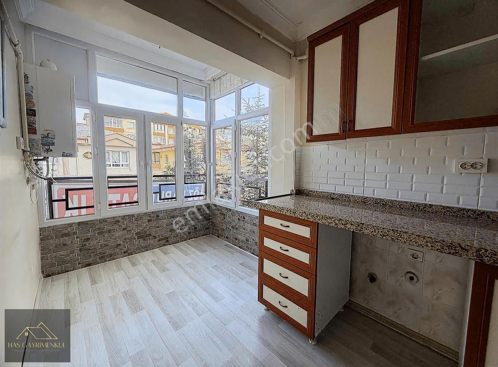 Has Gayrimenkul'den Merkezde 3+1 Masrafsız Uygun Fiyatlı Daire - Görsel 8