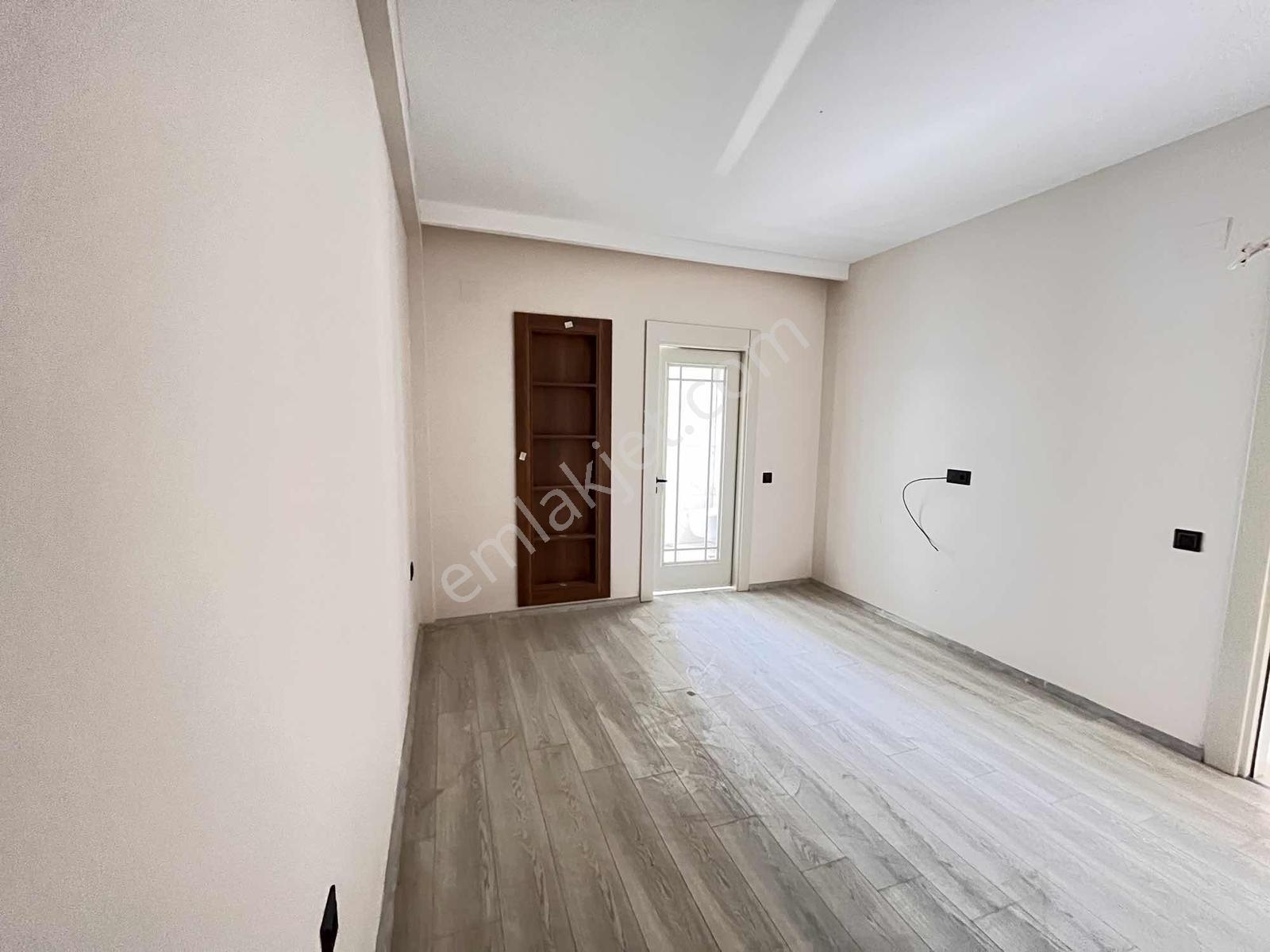 Jakuzili Ara Kat 2+1 Denize Yakın Manzaralı Havuzlu Lüks Konsept - Görsel 33