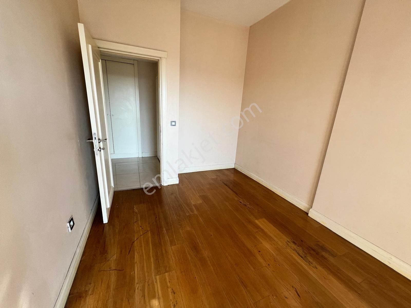 Kiptaş Venezia Mega Kiralık Boş Avm Şehir Mnzr. 3+1 Daire - Görsel 9