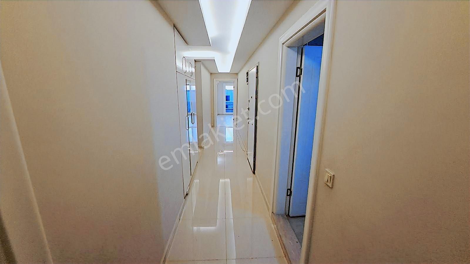 Aydın Kuşadası Satılık 4+1 Lüks Bahçe Katı - Görsel 4