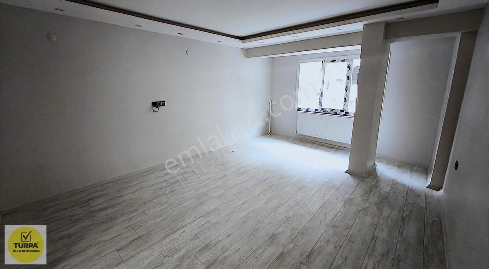 Utku Mah. Bahçeli, Yenilenmiş 3+1 Yüksek Zemin Fırsat Daire - Görsel 23