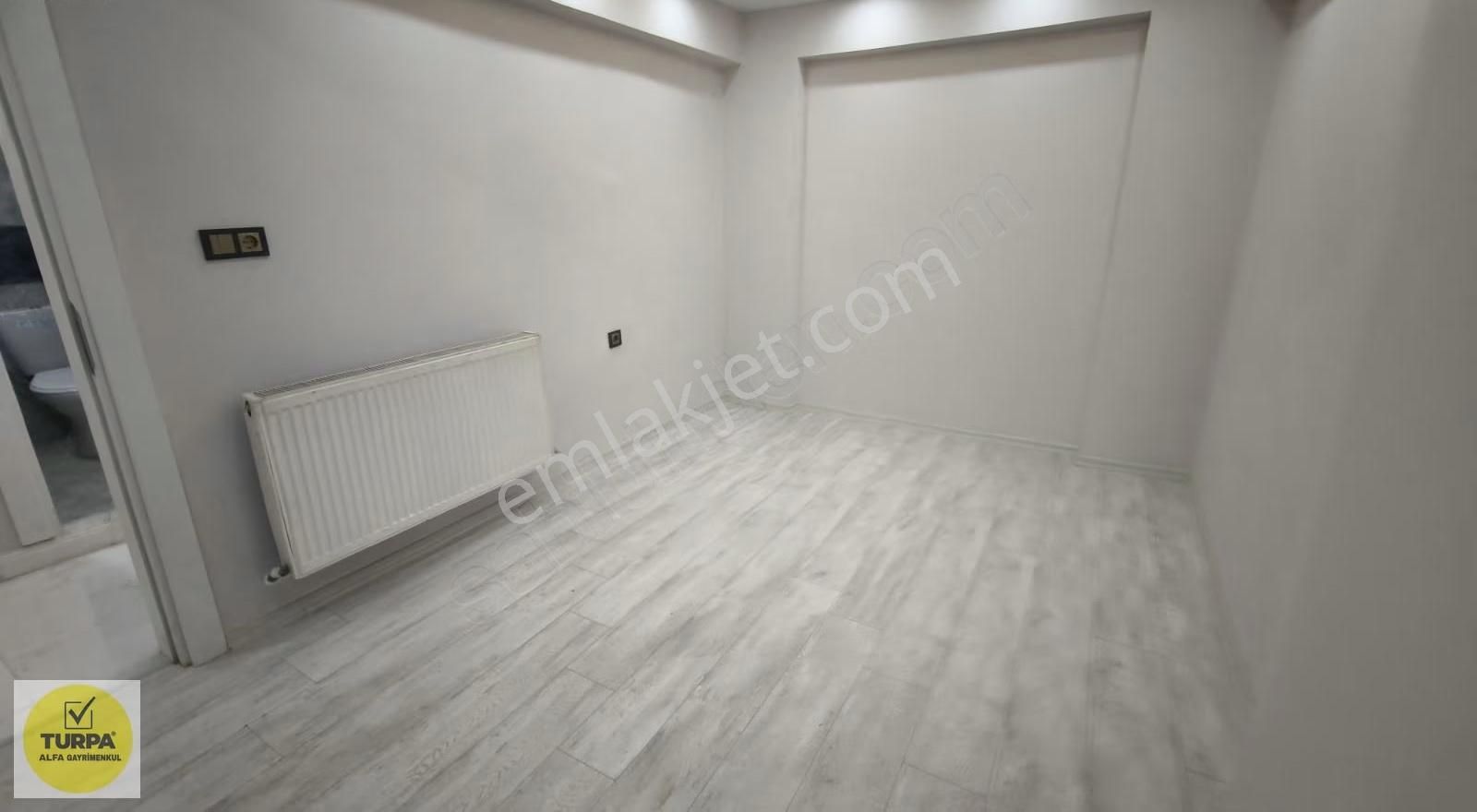 Utku Mah. Bahçeli, Yenilenmiş 3+1 Yüksek Zemin Fırsat Daire - Görsel 12