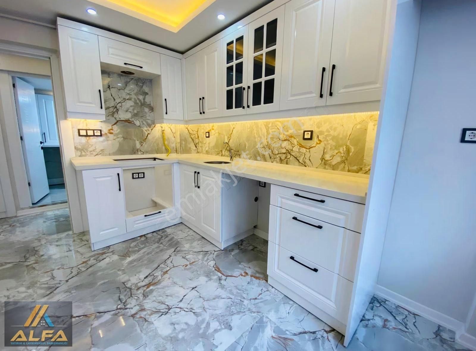 İbrahim Çelebi Mah.de 3+1 Ara Kat Full Tadilatlı 120 M² - Görsel 14