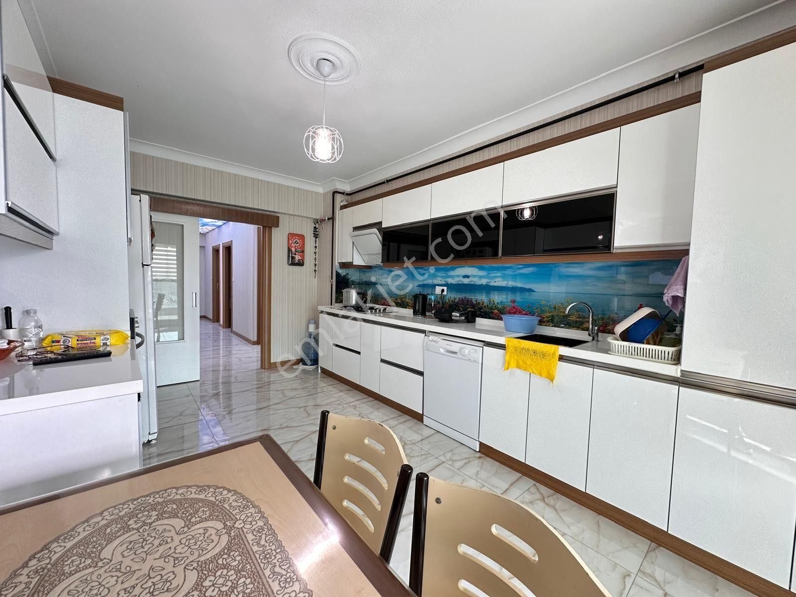 Kalecik Emlak'tan Sitede G.odalı Ebeveyn Banyolu Güney Cephe 4+1 - Görsel 5