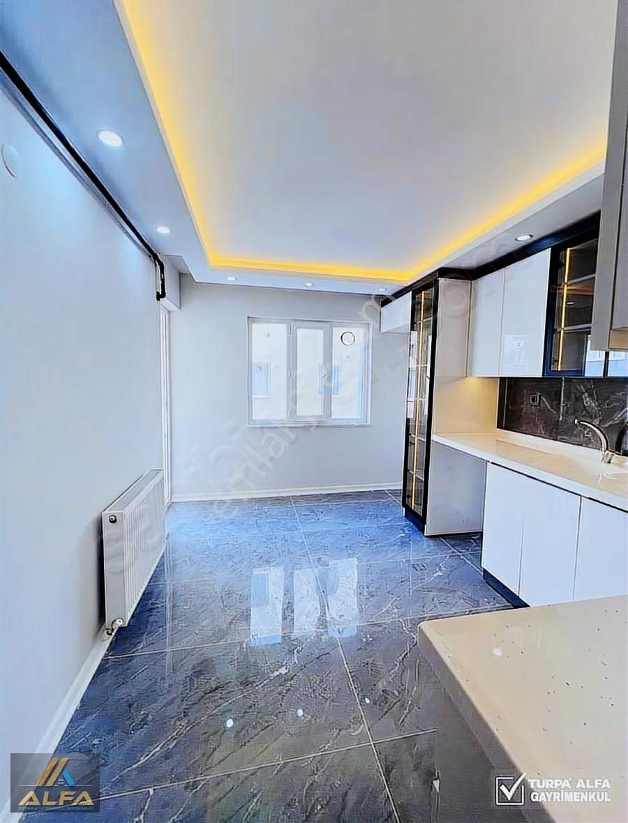 İbrahim Çelebi Mah. Karaköy Cad. Yakını 3+1 125 M² Ara Kat Daire - Görsel 21
