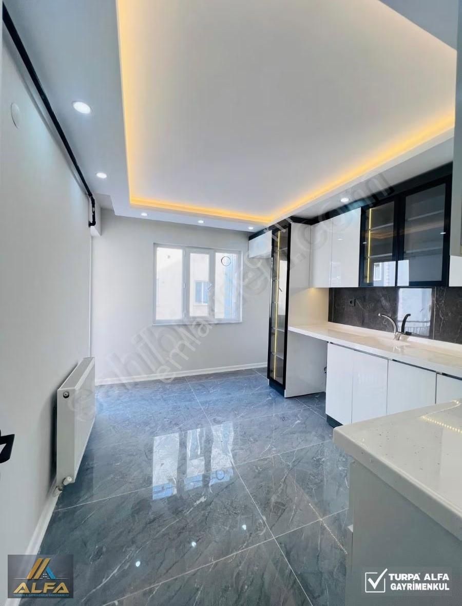 İbrahim Çelebi Mah. Karaköy Cad. Yakını 3+1 125 M² Ara Kat Daire - Görsel 20