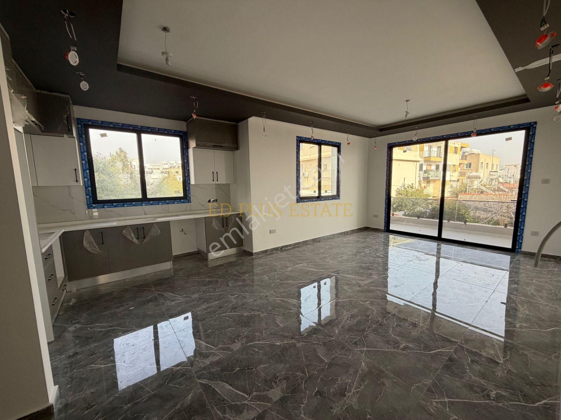 Lefkoşa Marmara Bölgesinde Ebeveyn Banyolu Satılık 2+1 Daireler