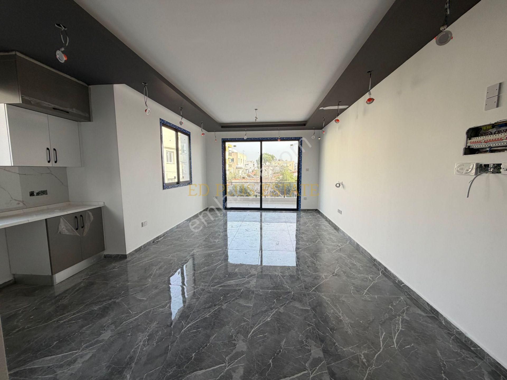 Lefkoşa Marmara Bölgesinde Ebeveyn Banyolu Satılık 2+1 Daireler - Görsel 2