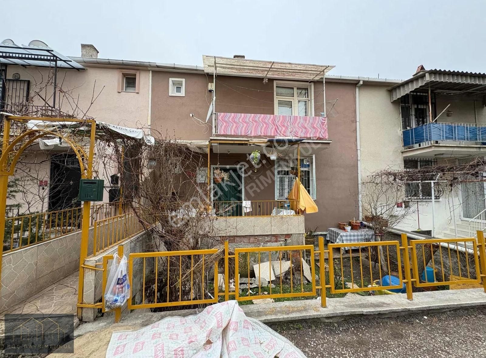 Koç Gayrimenkul'den Merkezi Konum 4+1 Masrafsız Satılık Müstakil - Görsel 12