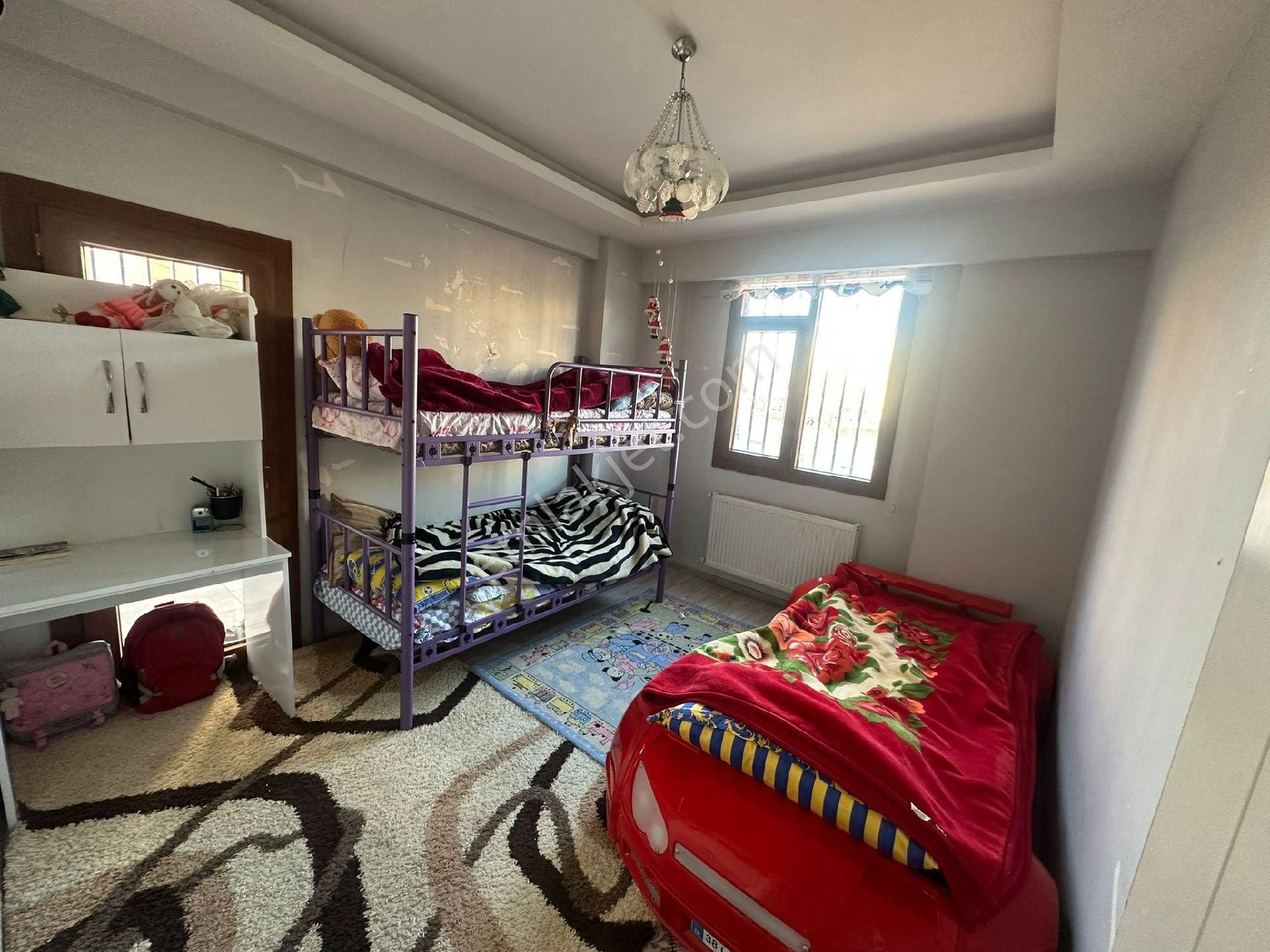 İmambakır Harika Konumlu 4+1 Köşe Başı Ara Kat Daire - Görsel 21