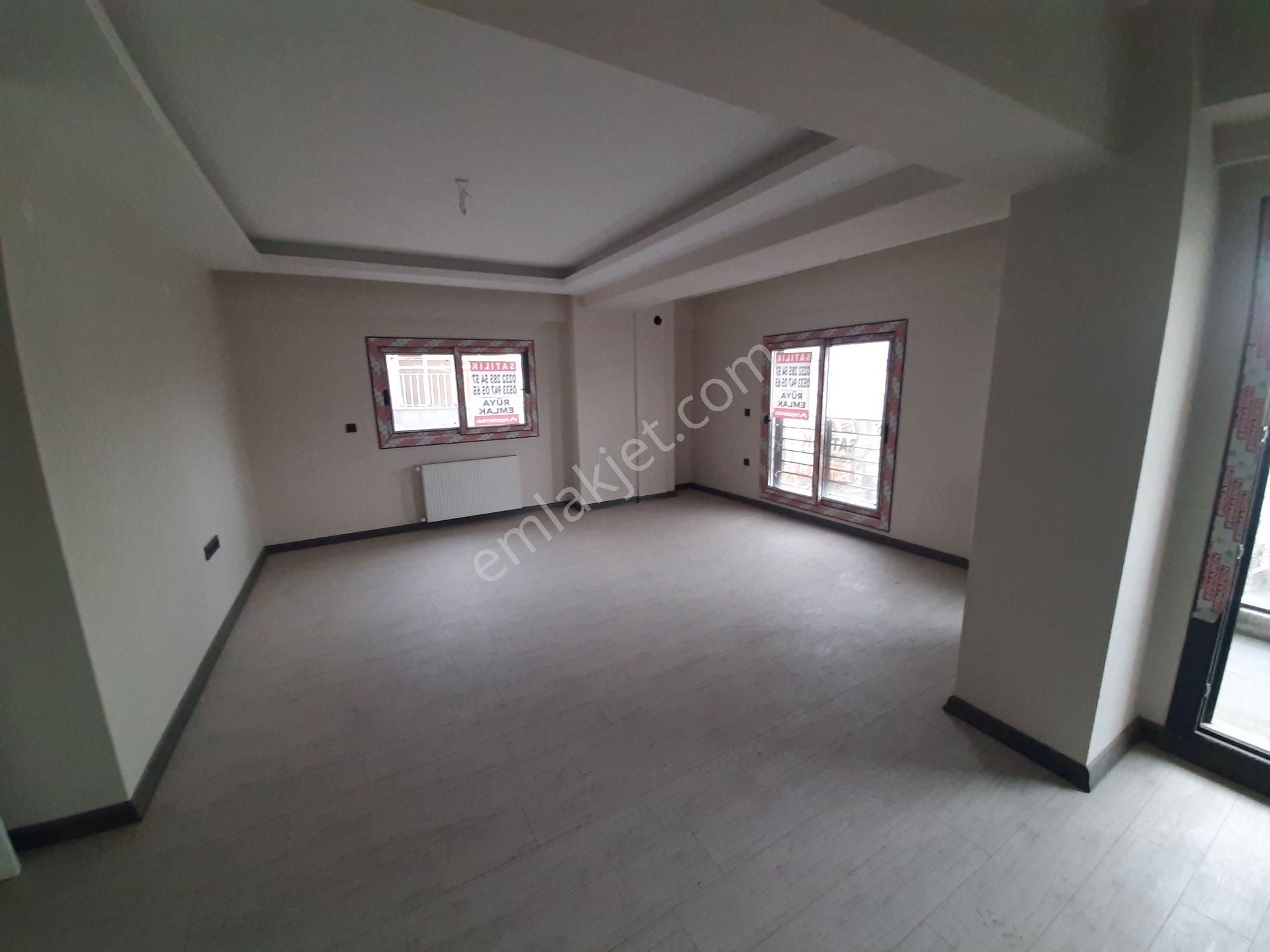 Karşıyaka Girne Bulvarı Üzerinde Sıfır Asansörlü Otoparklı Satılık Daire - Görsel 4