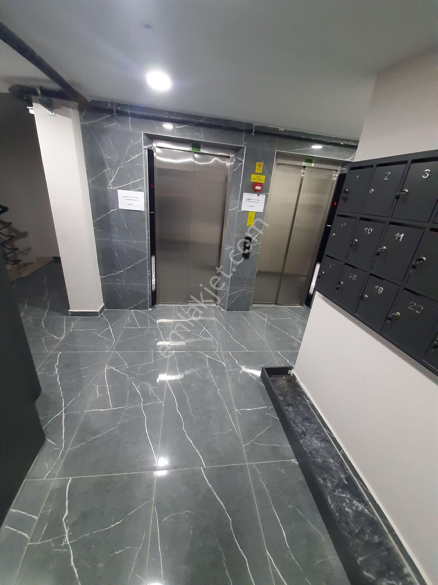 Karşıyaka Girne Bulvarı Üzerinde Sıfır Asansörlü Otoparklı Satılık Daire - Görsel 30