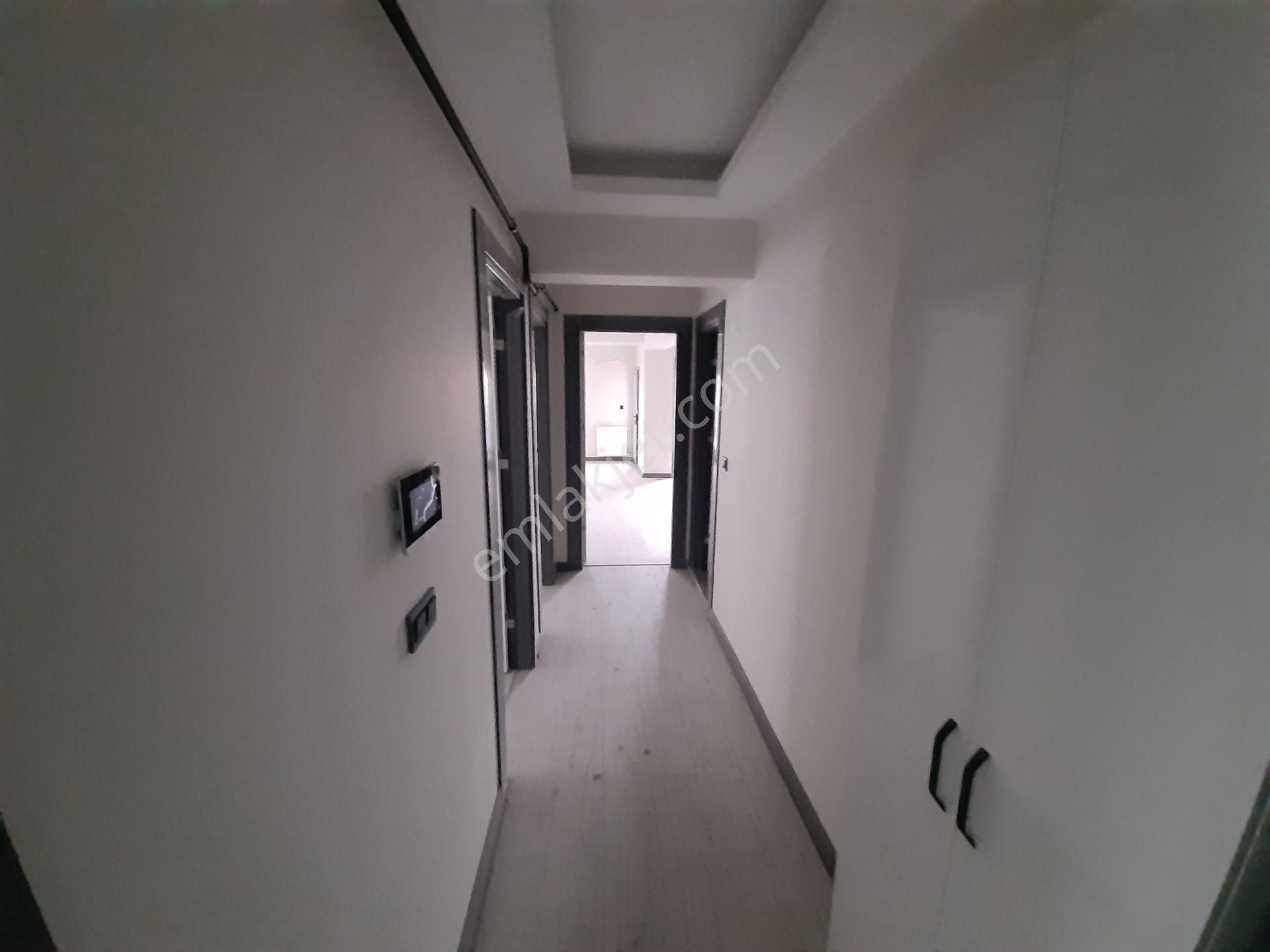 Karşıyaka Girne Bulvarı Üzerinde Sıfır Asansörlü Otoparklı Satılık Daire - Görsel 26