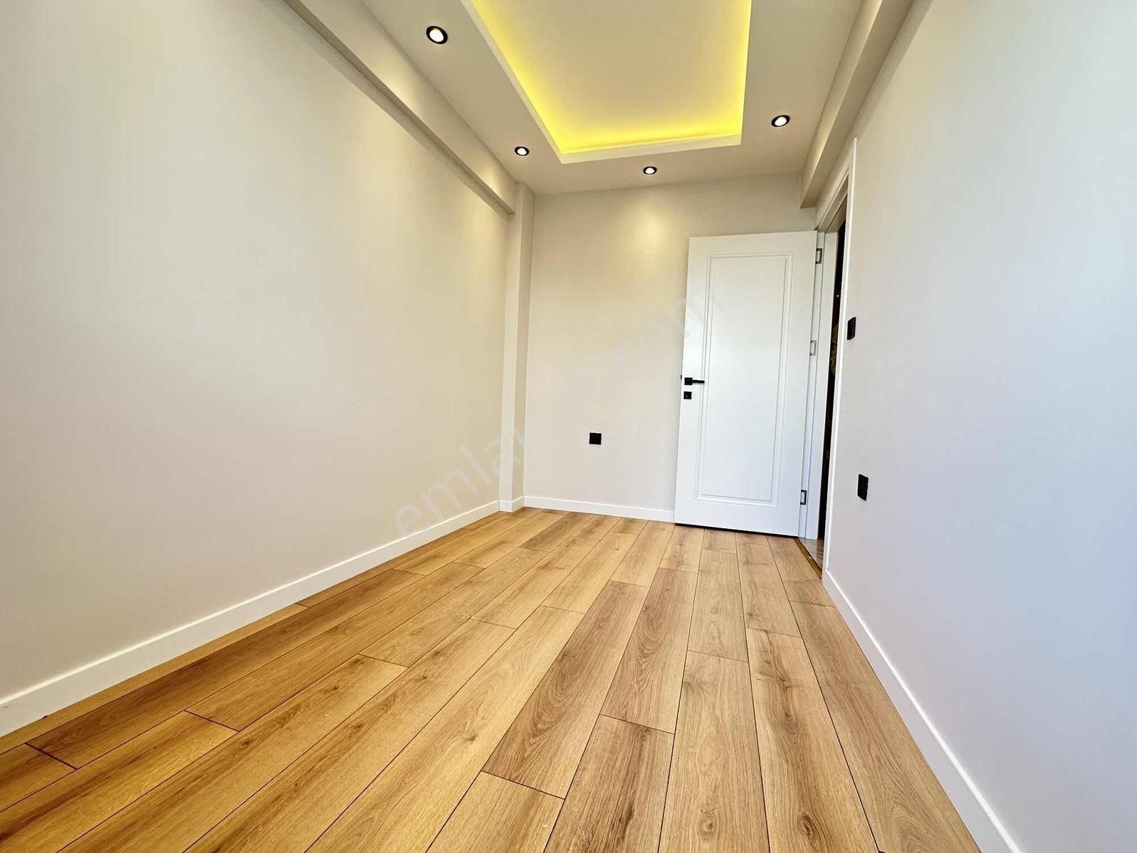 Balçova Çınar Sokak'ta 3+1 110 M2 Ultra Lüx Daire - Görsel 22