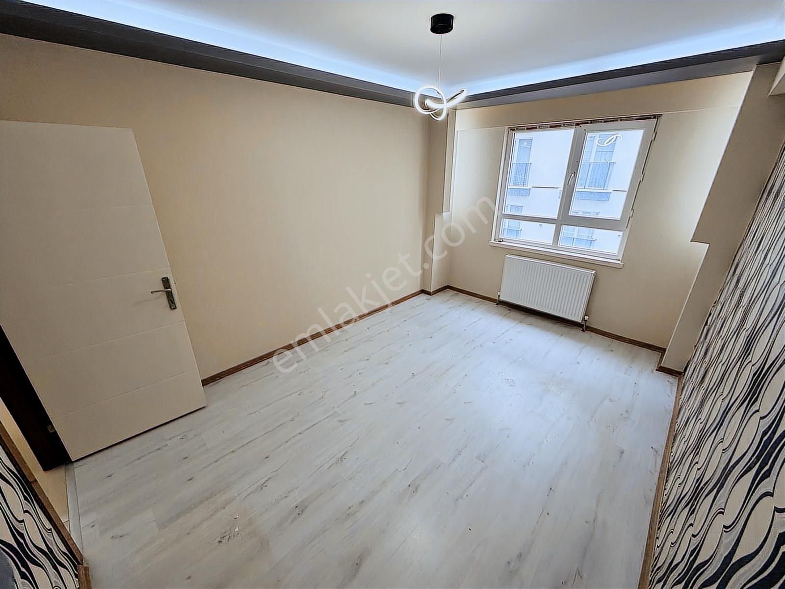 Keçiören De 3+1 Kat Konumlu Teras Balkonlu Cadde Yakını Daire - Görsel 26