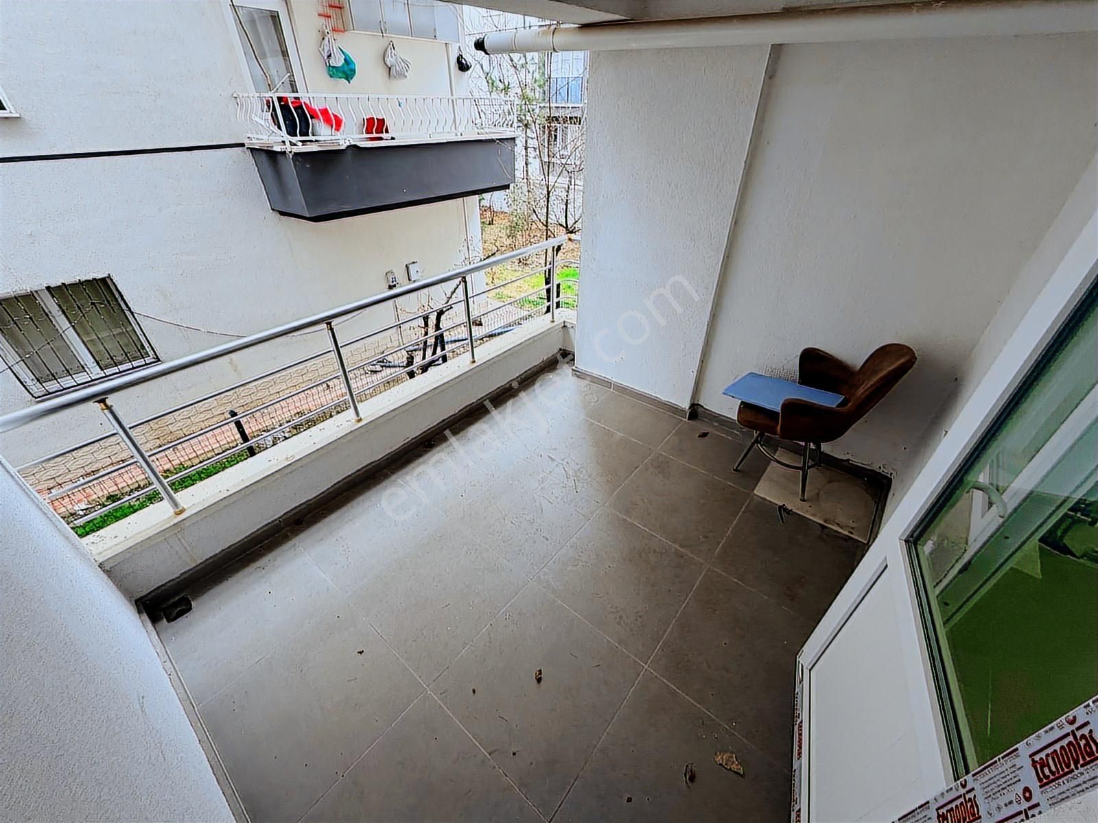 Keçiören De 3+1 Kat Konumlu Teras Balkonlu Cadde Yakını Daire - Görsel 21