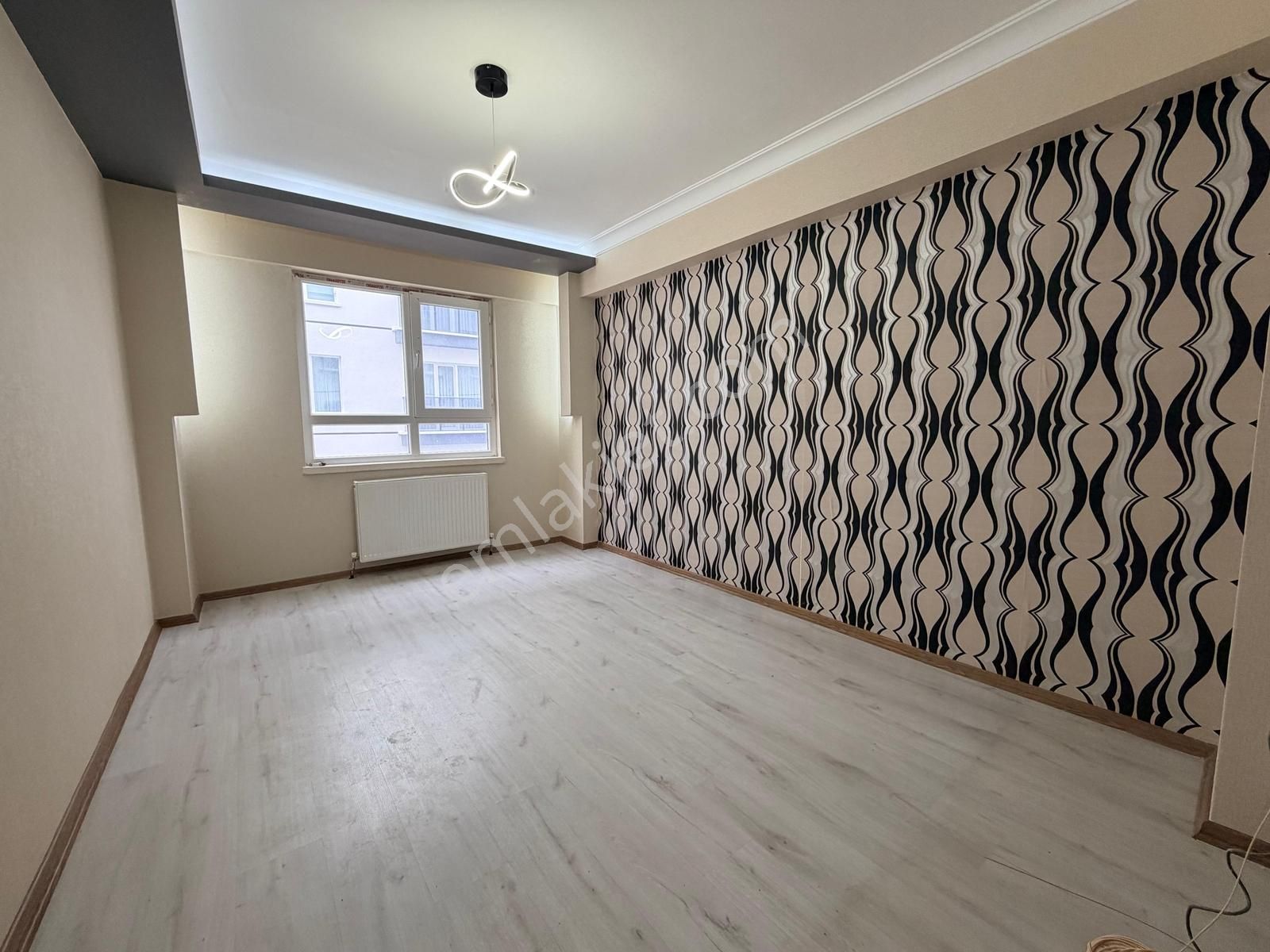 Keçiören De 3+1 Kat Konumlu Teras Balkonlu Cadde Yakını Daire - Görsel 3