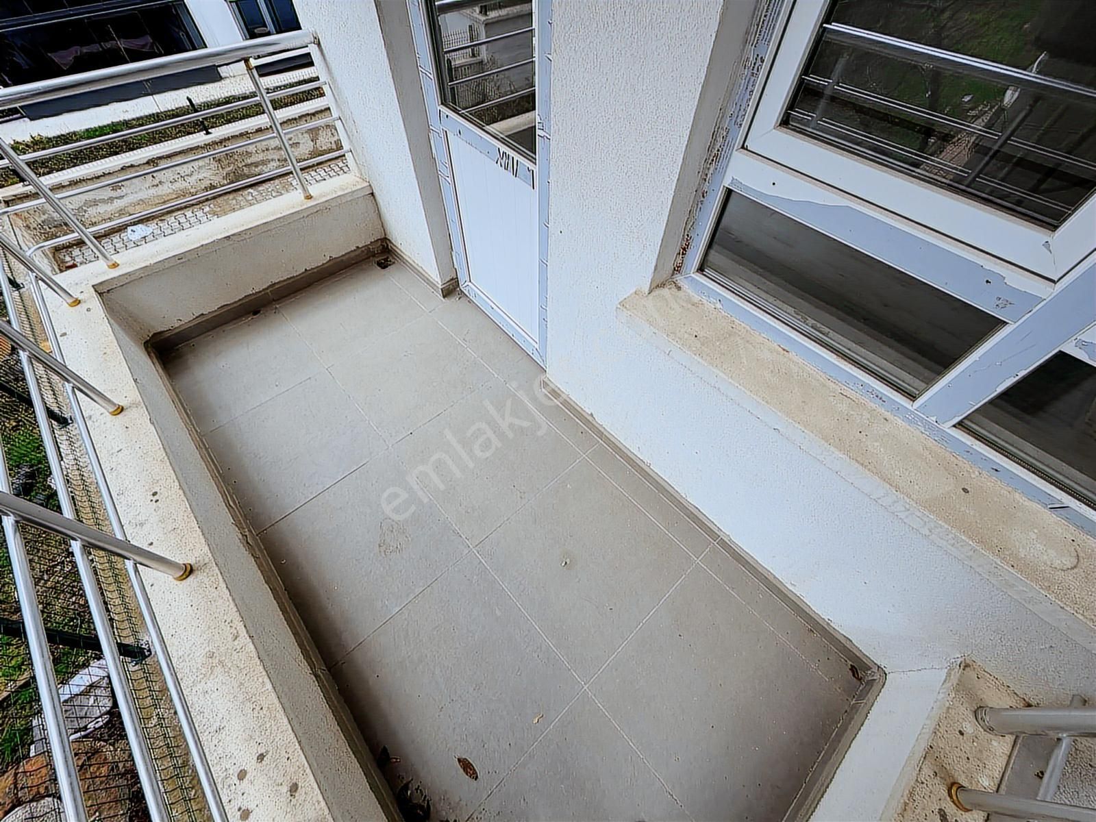 Keçiören De 3+1 Kat Konumlu Teras Balkonlu Cadde Yakını Daire - Görsel 30