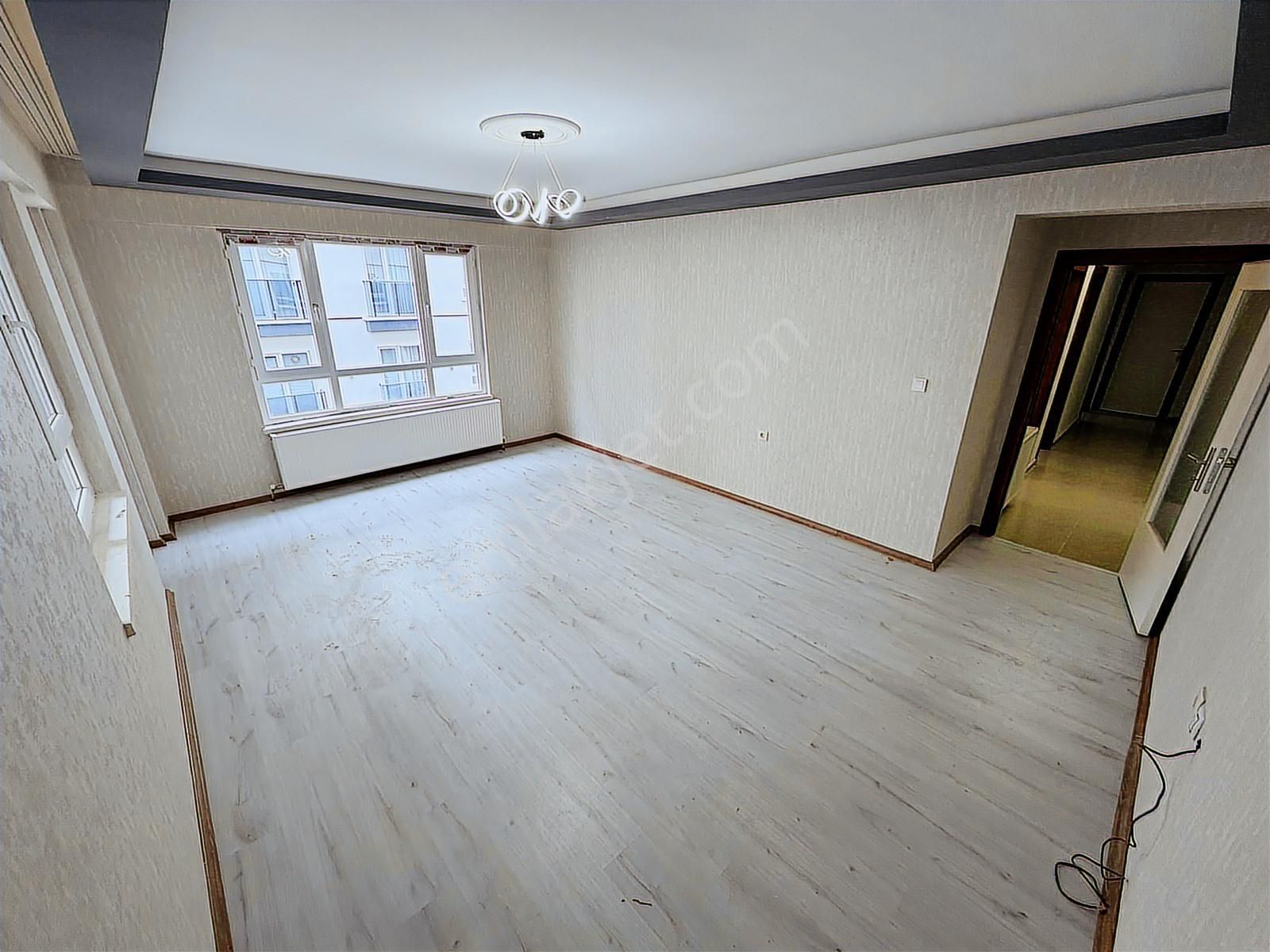 Keçiören De 3+1 Kat Konumlu Teras Balkonlu Cadde Yakını Daire - Görsel 19