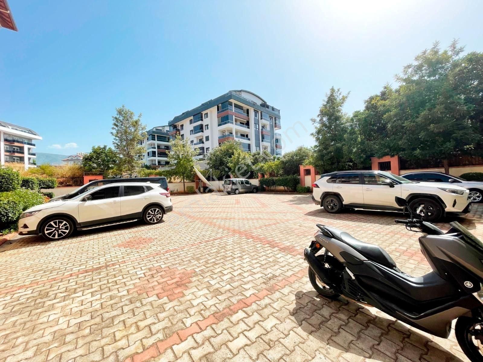 Alanya Oba’da Full Eşyalı Sosyal Tesisli Sitede 4+1 Lüks Penthouse Daire - Görsel 30