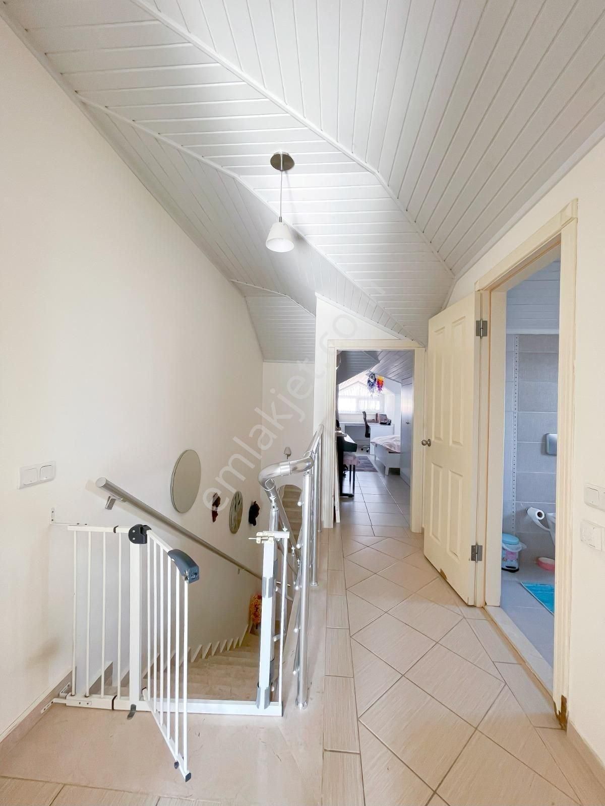 Alanya Oba’da Full Eşyalı Sosyal Tesisli Sitede 4+1 Lüks Penthouse Daire - Görsel 20