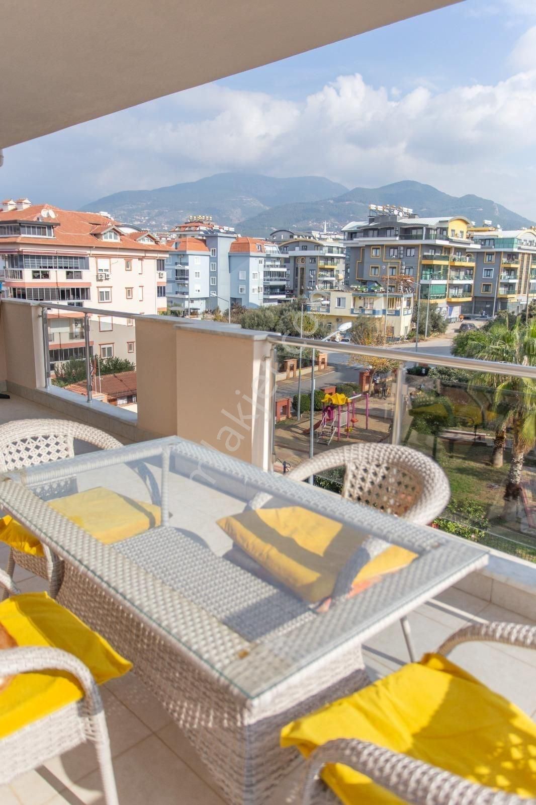 Alanya Oba’da Full Eşyalı Sosyal Tesisli Sitede 4+1 Lüks Penthouse Daire - Görsel 9