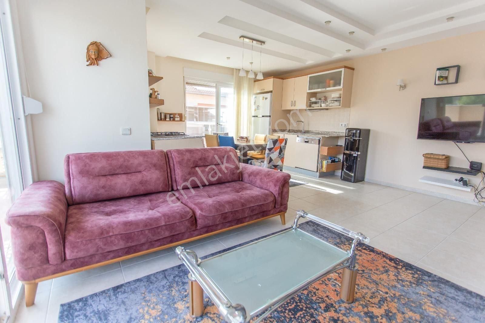 Alanya Oba’da Full Eşyalı Sosyal Tesisli Sitede 4+1 Lüks Penthouse Daire - Görsel 2