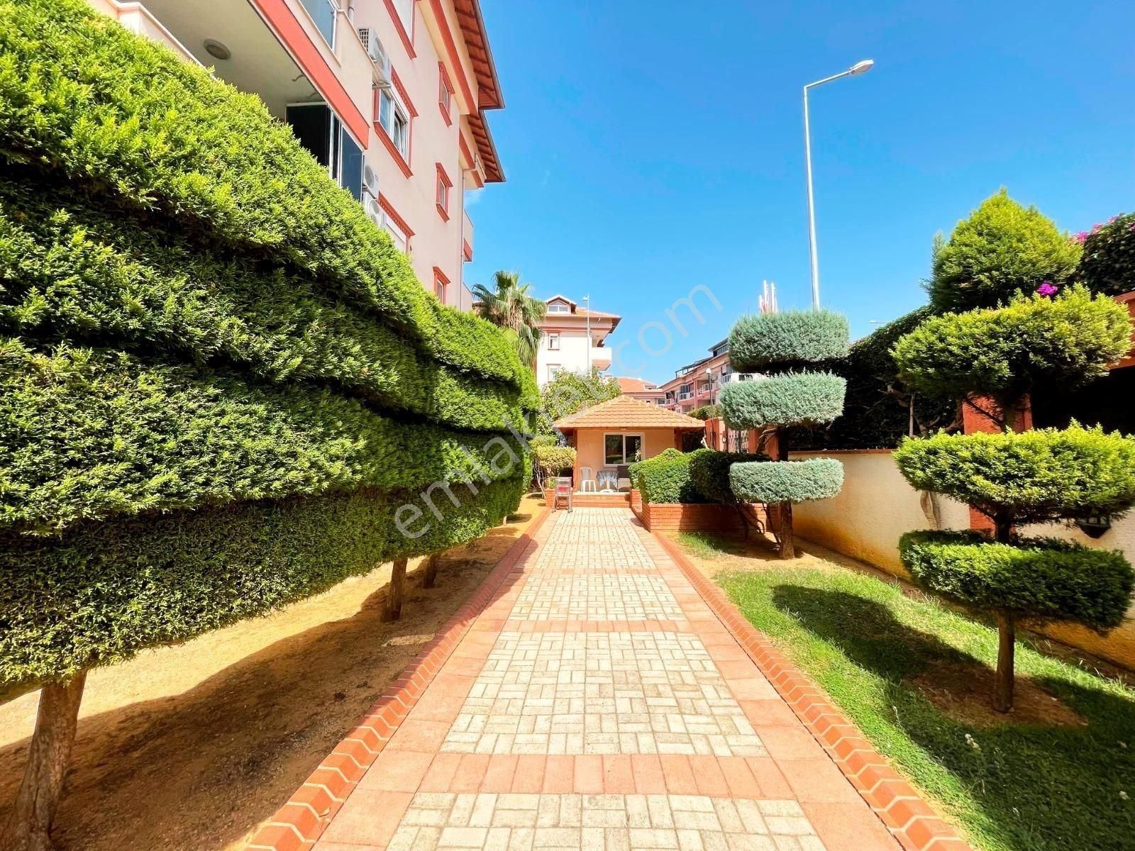 Alanya Oba’da Full Eşyalı Sosyal Tesisli Sitede 4+1 Lüks Penthouse Daire - Görsel 34