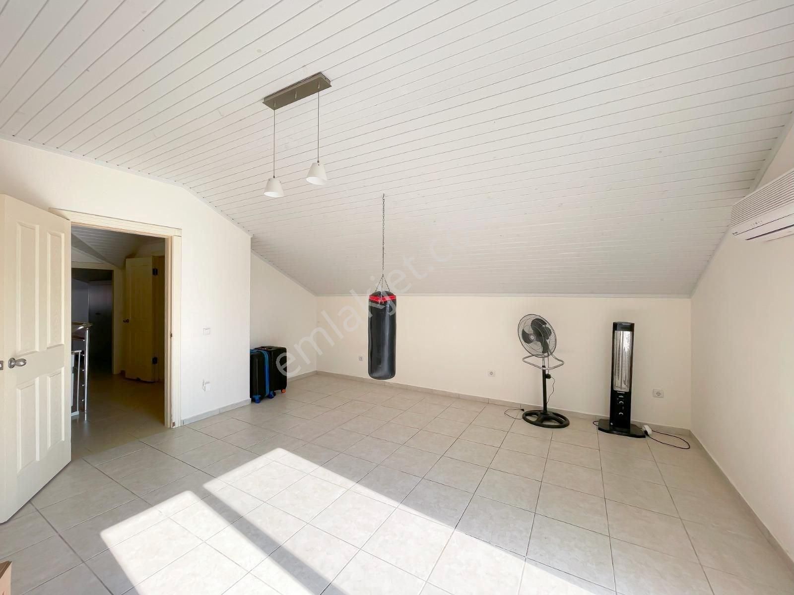 Alanya Oba’da Full Eşyalı Sosyal Tesisli Sitede 4+1 Lüks Penthouse Daire - Görsel 27