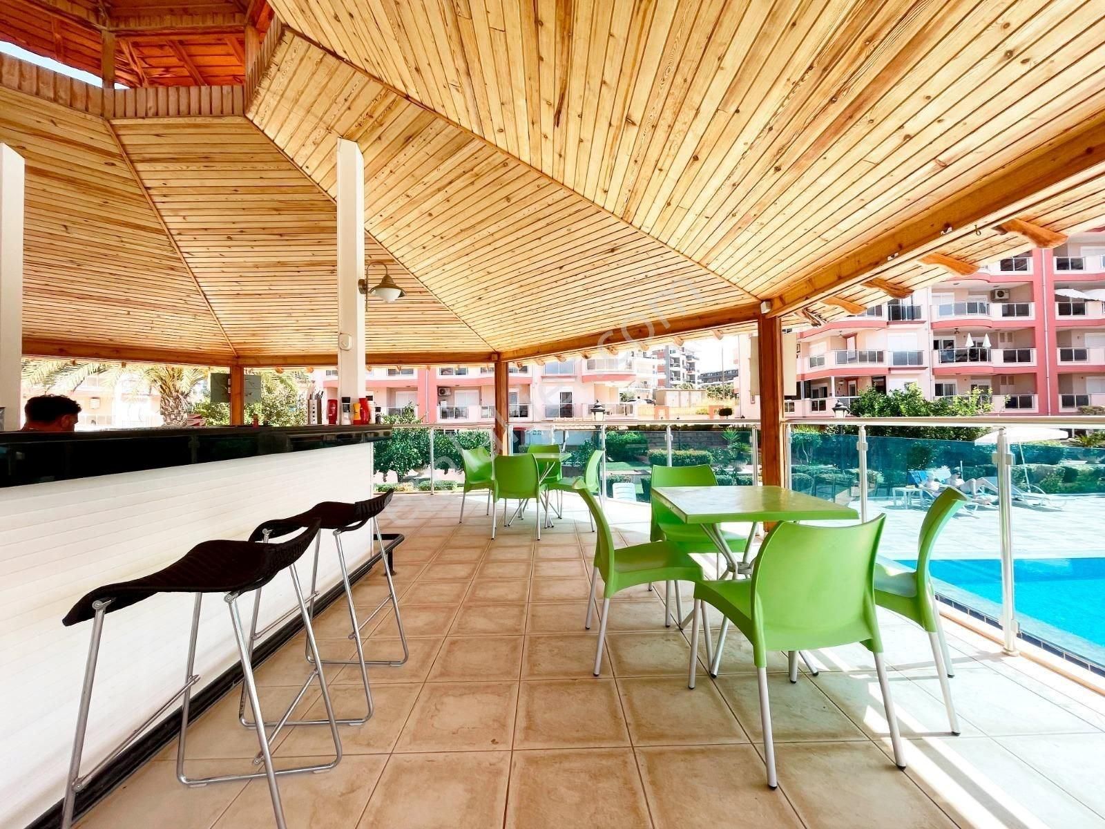 Alanya Oba’da Full Eşyalı Sosyal Tesisli Sitede 4+1 Lüks Penthouse Daire - Görsel 35