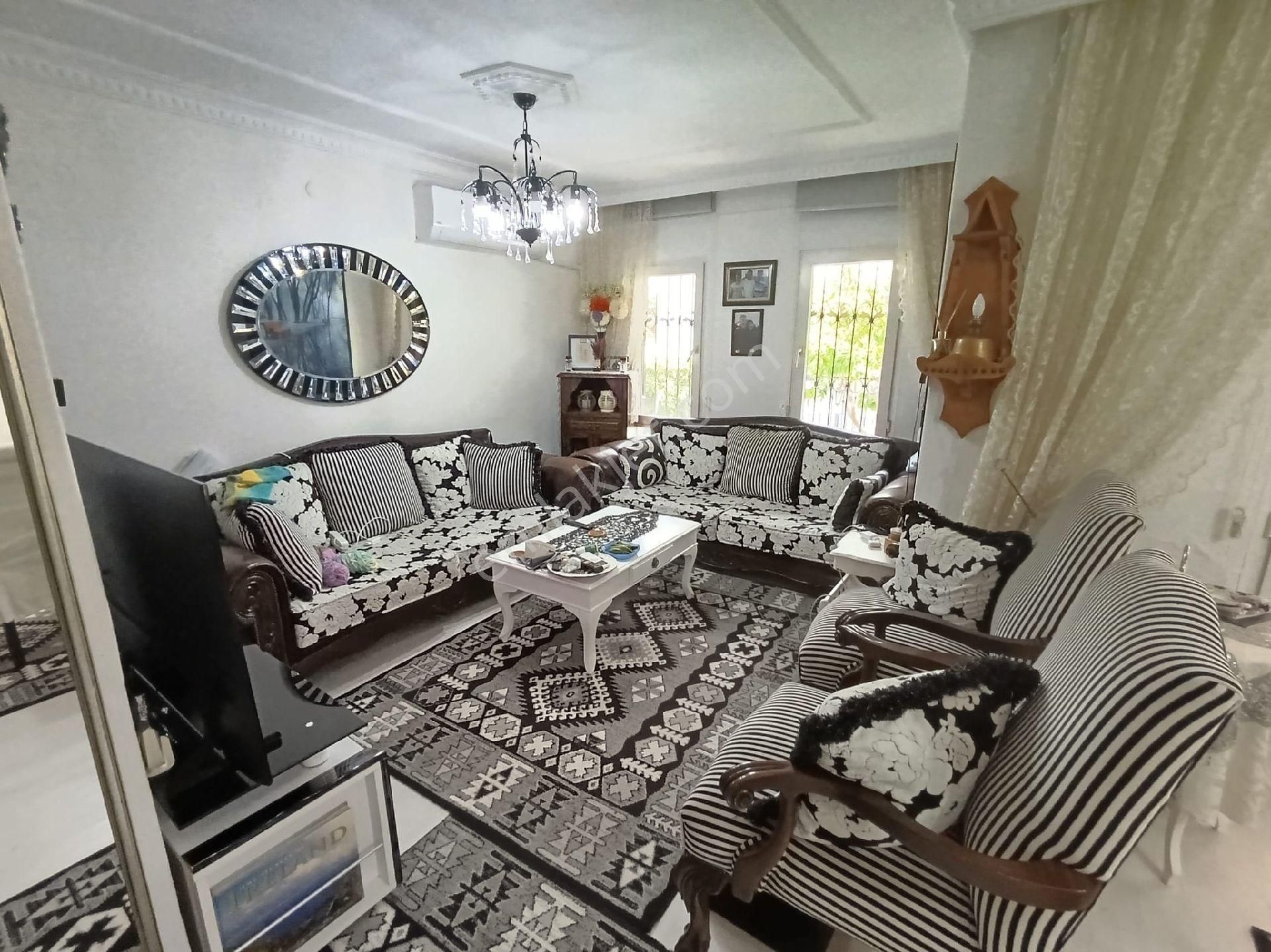 Kuşadası – Kadınlar Denizi Mahallesi ‎🏡 4+1 Triplex Villa – Kısmi Deniz Manzaralı - Görsel 10