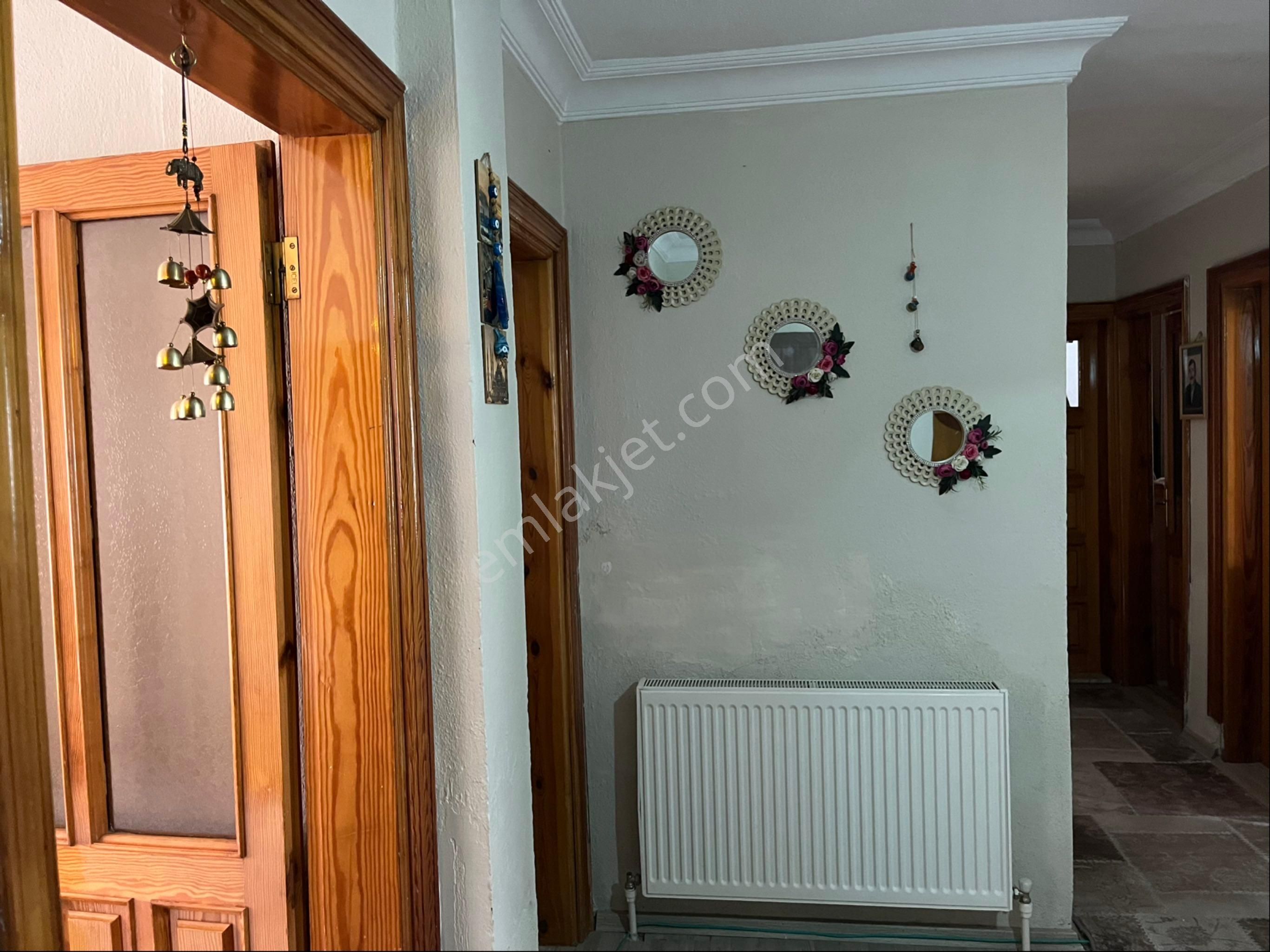 Cadde Üzerinde 3+140 M2 Geniş Daire Merkezde - Görsel 4