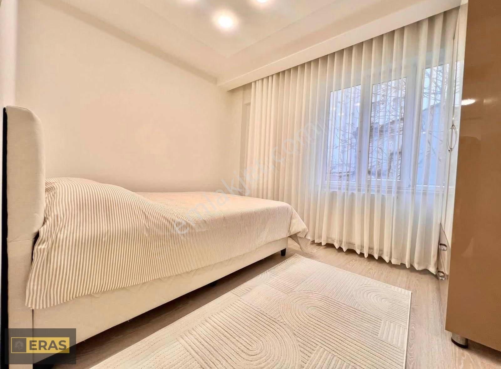 İstiklal Mahallesinde Satılık 1+1 Apart - Görsel 19